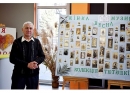 "Жінка. Весна. Музика": у Кропивницькому ТІЦ відкрилася виставка старовинних листівок
